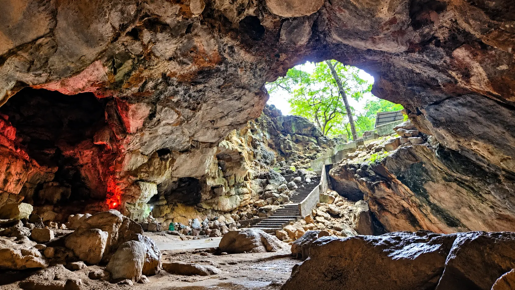 Borra Caves