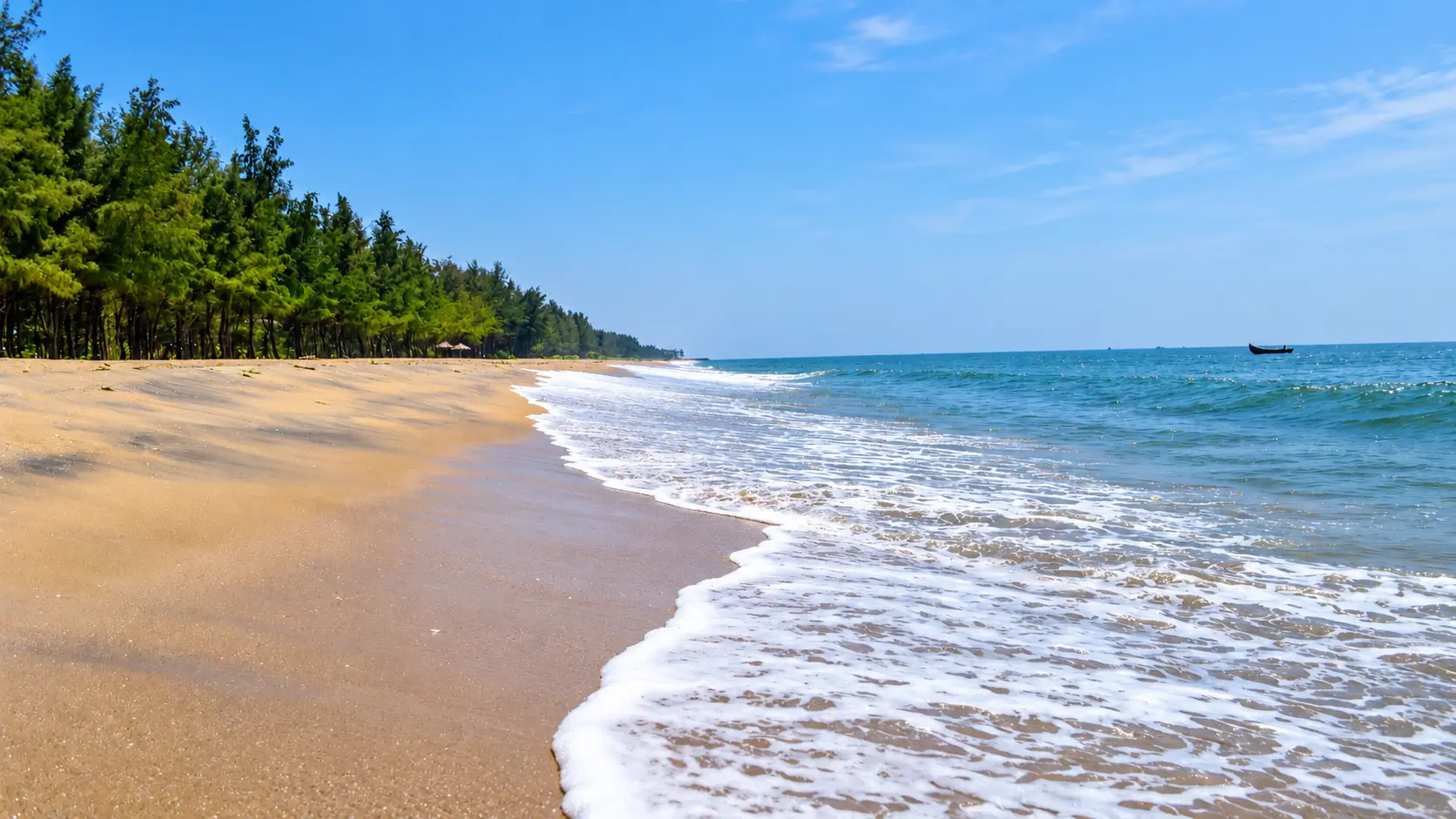 Kuzhupilly Beach