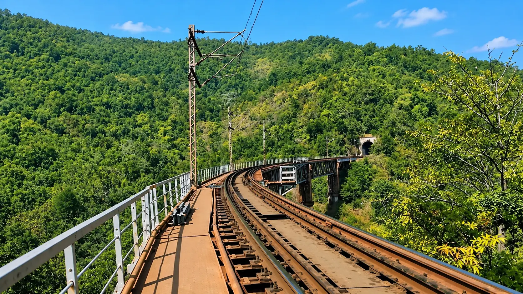 Maliguda Railway Viewpoint