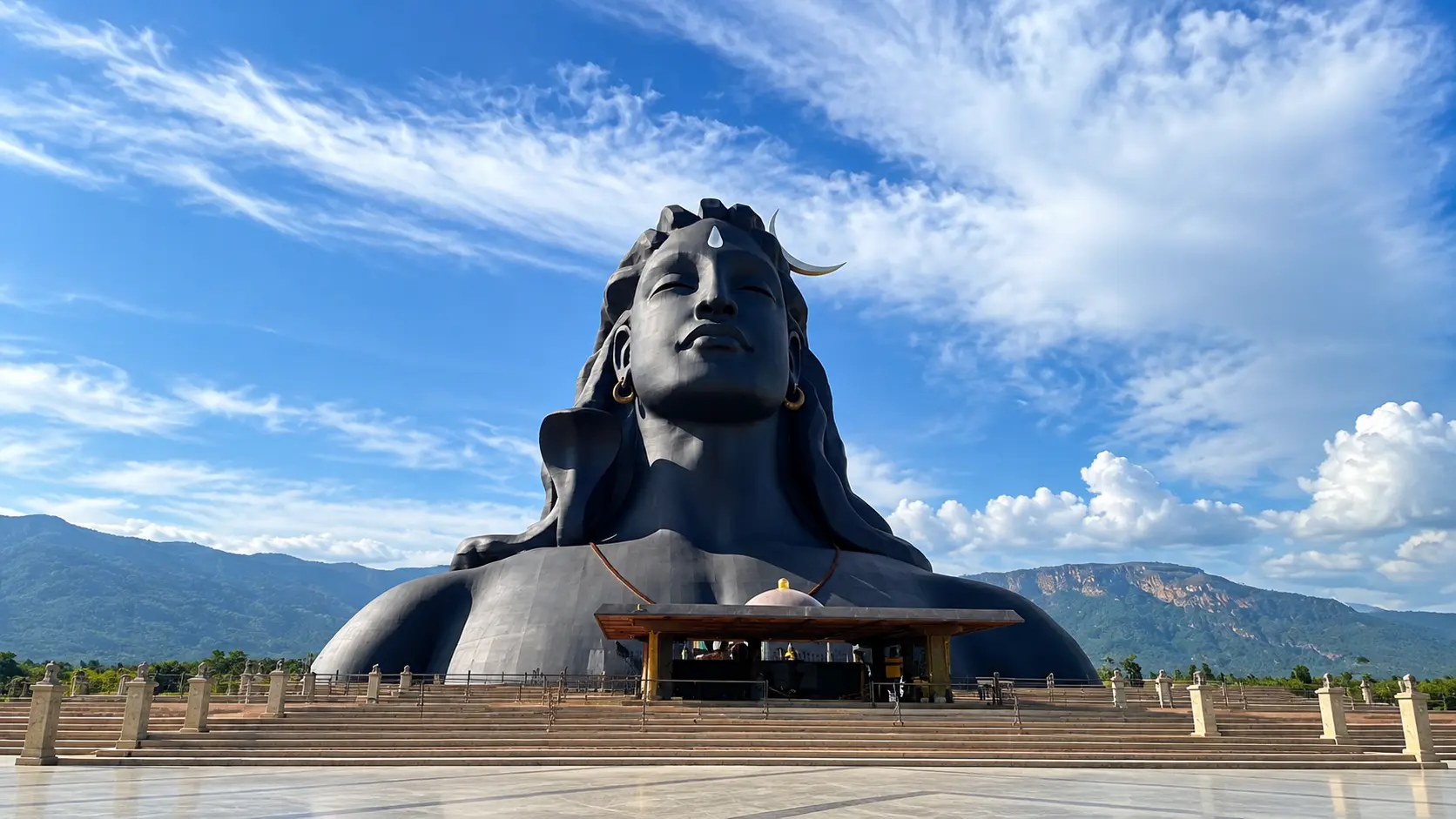 Isha Yoga Centre and Adiyogi