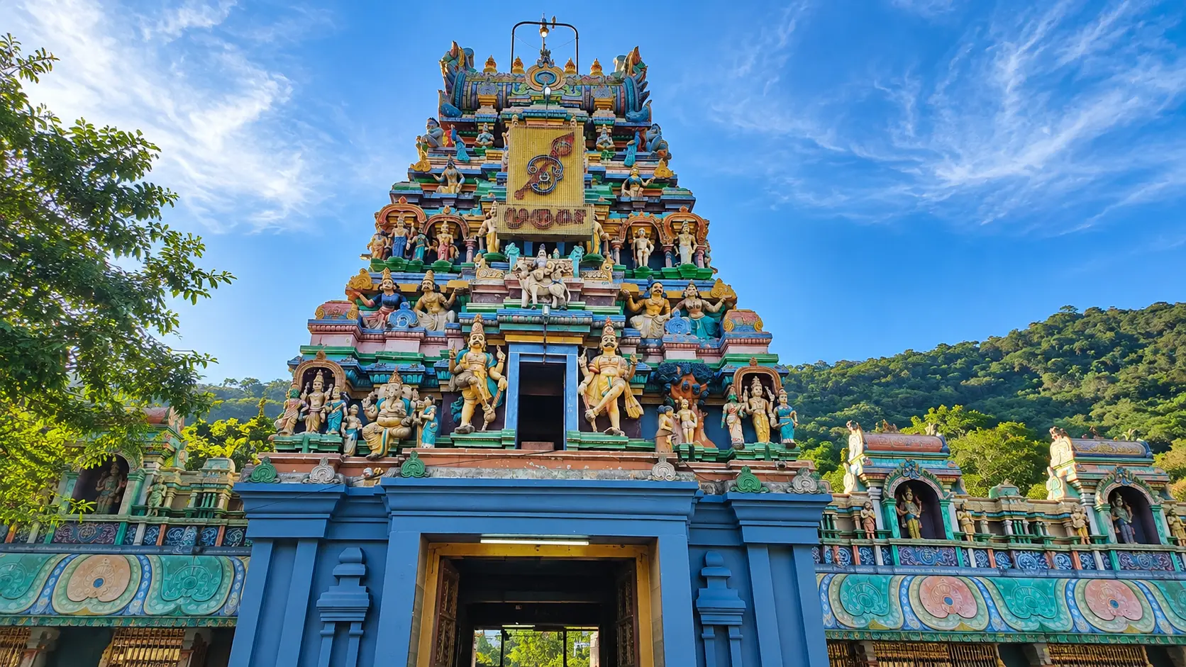 Alagar Kovil and Pazhamudircholai